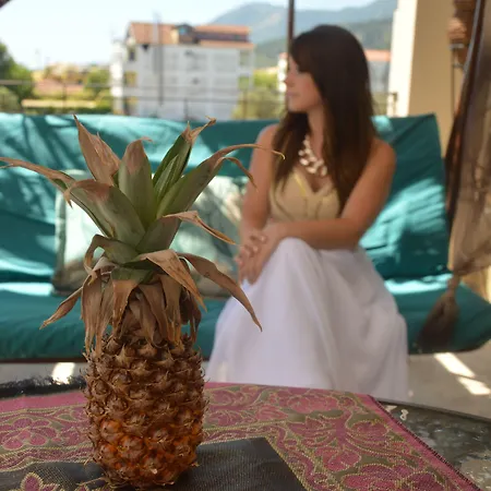 Olga Lounge Ligia