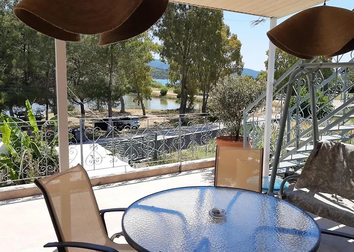 Olga Lounge 4* Lygia (Lefkada)